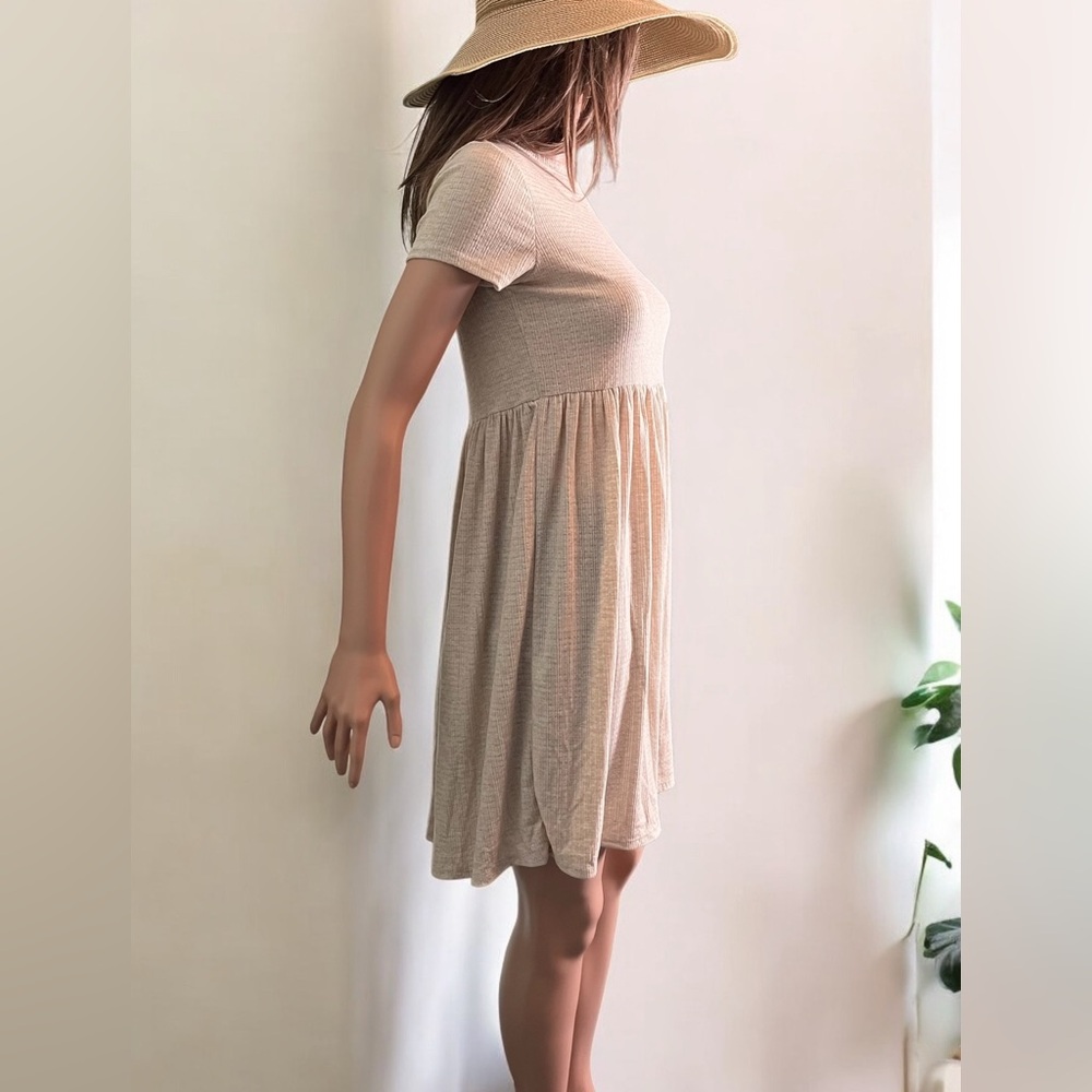 See You Monday - Baby Doll T-Shirt Dress - Tan/Cream - Picture 6 of 11